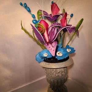 Hyde and Eek Creepy Plant